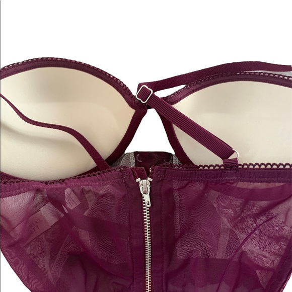 VICTORIA SECRET CORSET BRA SIZE 32C - Picture 7 of 9